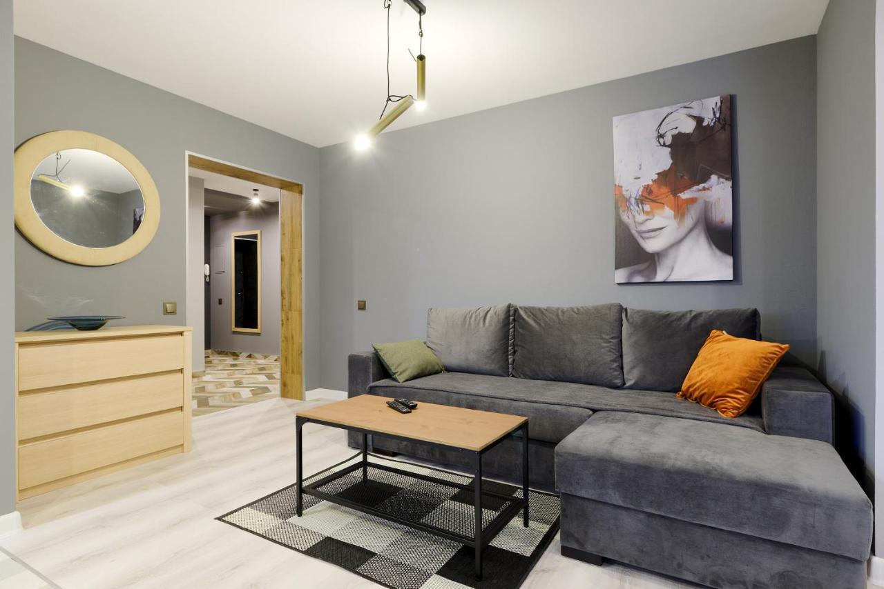 New Apart Lesi Ukrainky Blvd And Olimpiyska And Kreshchatyk And Manhattan City With Parking Kiev Luaran gambar